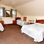 ベッド・アンド・ブレックファスト Fishermans Village With Sea Views 3*
