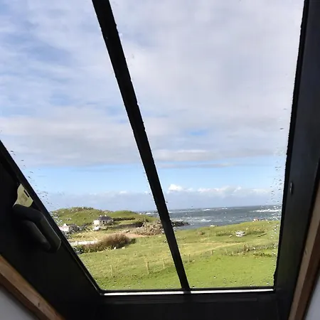 Fishermans Village With Sea Views Bed & Breakfast Downings