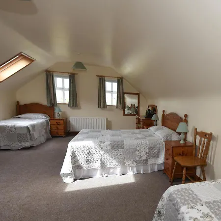 Fishermans Village With Sea Views Bed & Breakfast
