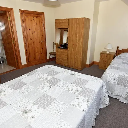 Fishermans Village With Sea Views Bed & Breakfast