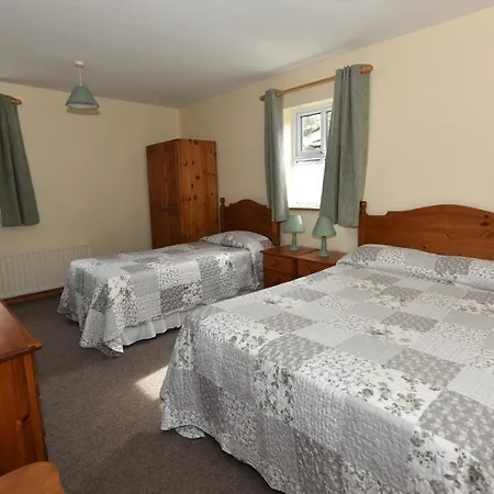 Fishermans Village With Sea Views Bed & Breakfast