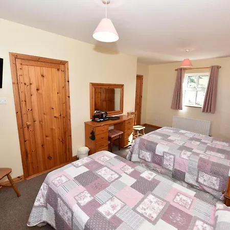 Fishermans Village With Sea Views Bed & Breakfast *