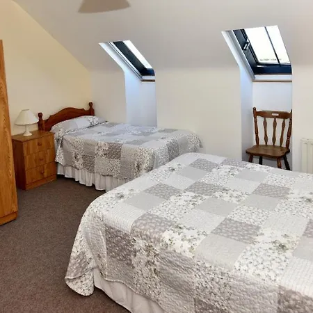 Fishermans Village With Sea Views *