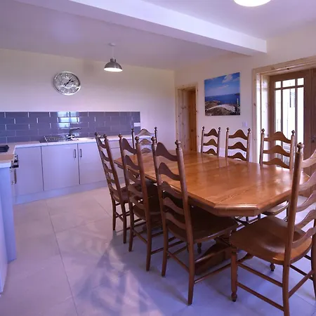 Fishermans Village With Sea Views Bed & Breakfast 3*
